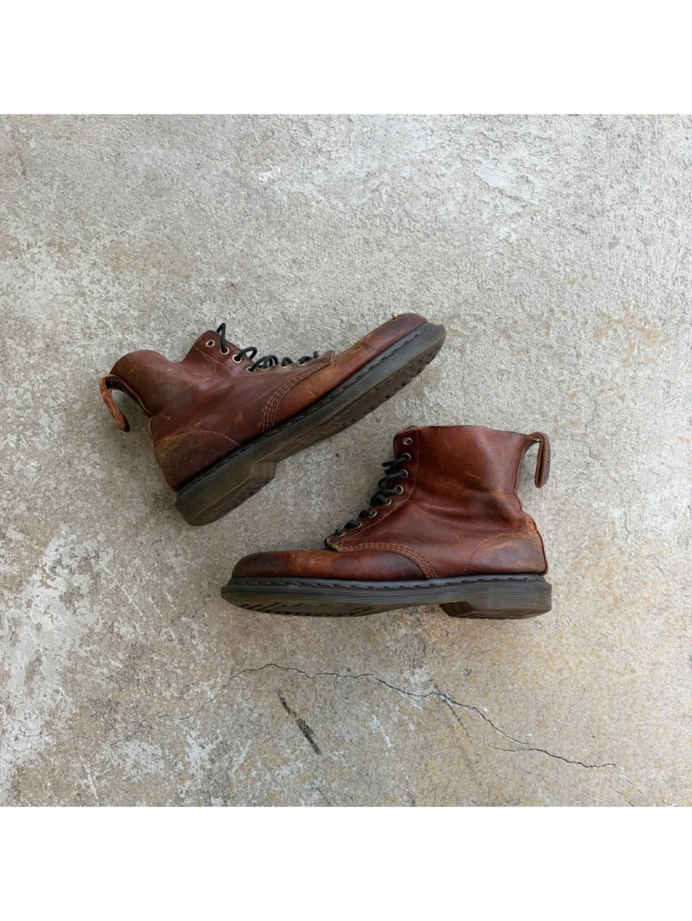 Vintage Y2K Leather Doc Martin Brown Boots - M11/12